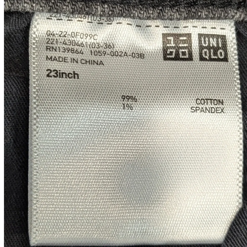 Uniqlo Jeans Womens Sz 23 Gray High Rise Wide Straight Raw Hem Denim Boho Grunge
